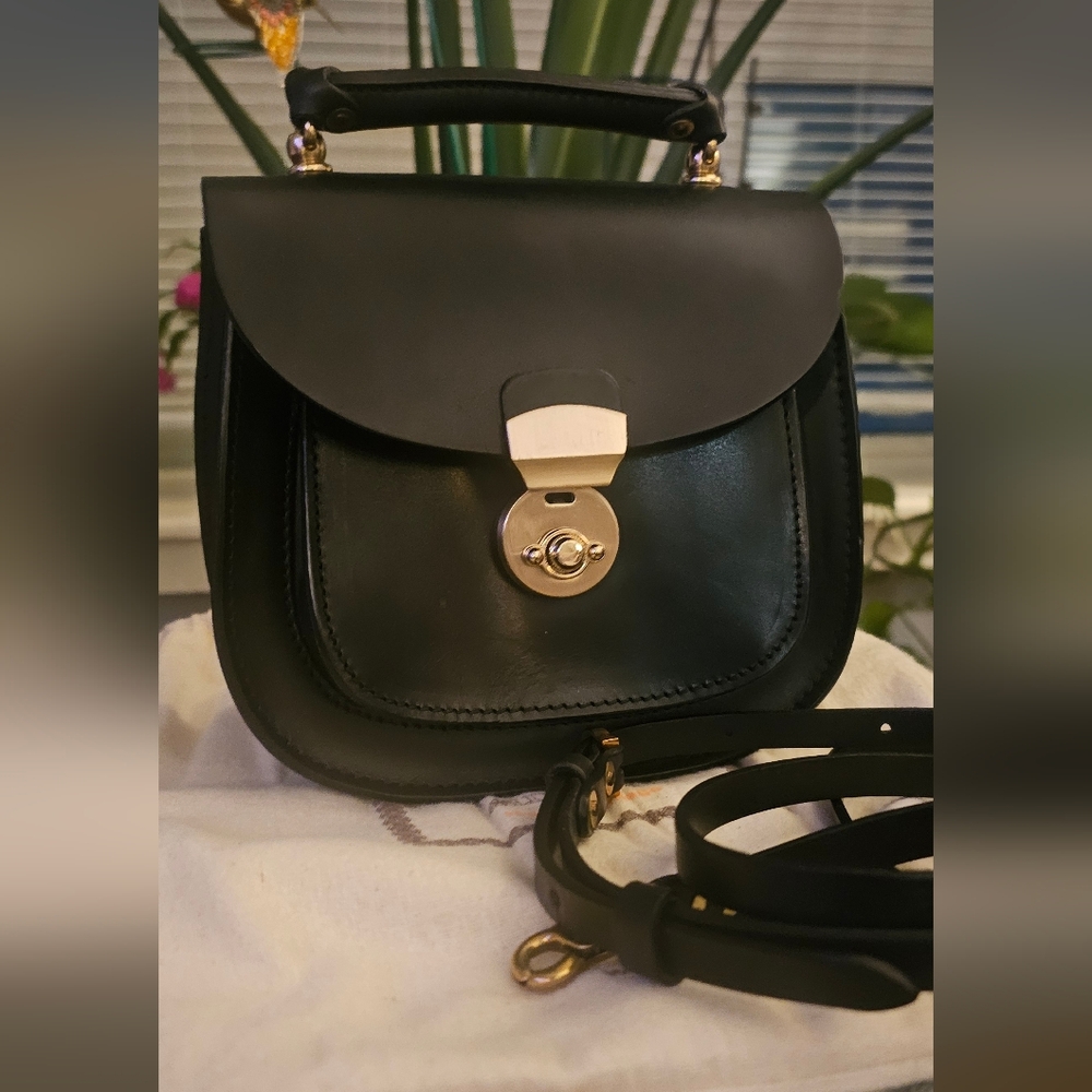 NEW Old Trend Halibut Mini Crossbody BLACK